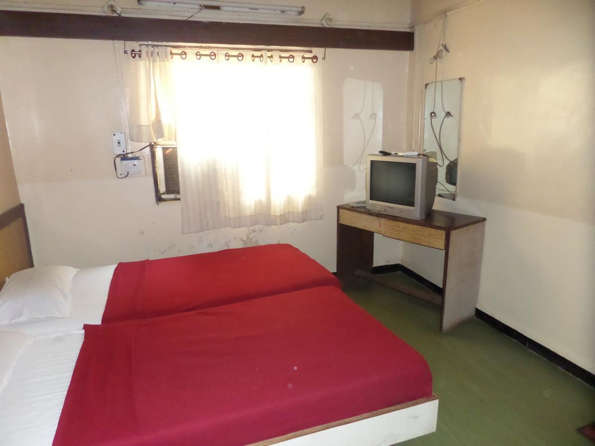 Hotel Sadanand Sangli ภายนอก รูปภาพ