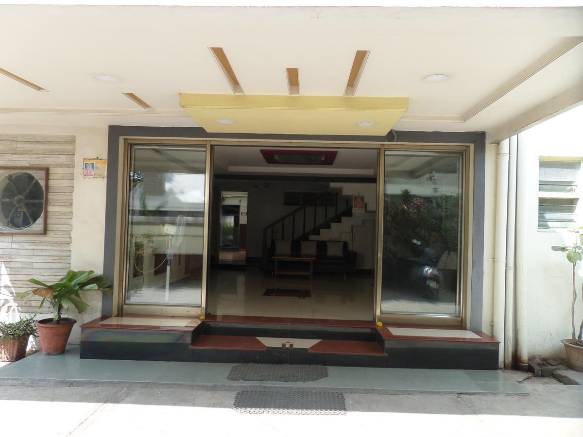 Hotel Sadanand Sangli ภายนอก รูปภาพ