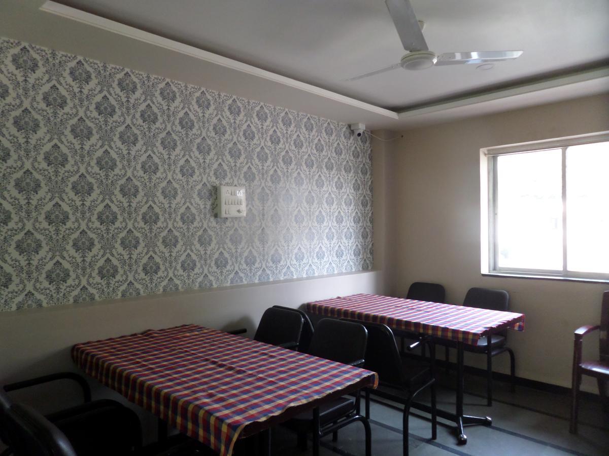 Hotel Sadanand Sangli ภายนอก รูปภาพ