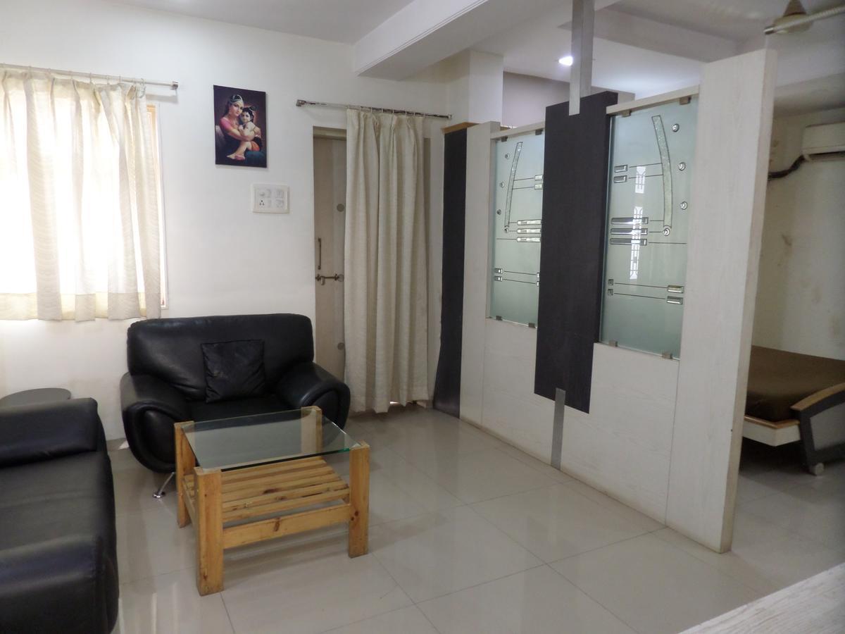 Hotel Sadanand Sangli ภายนอก รูปภาพ
